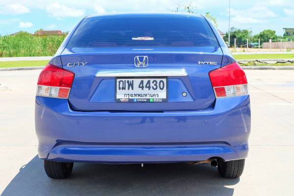 2008 Honda City สีน้ำเงิน (รูปที่ 14)