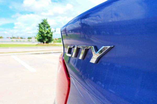 2008 Honda City สีน้ำเงิน (รูปที่ 9)