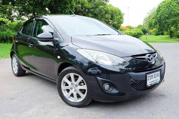 2012 Mazda 2 Hatchback (5 ประตู) สีดำ