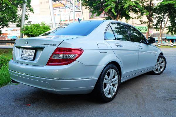 2009 Mercedes-Benz C-Class Avantgarde สีเทา (รูปที่ 18)