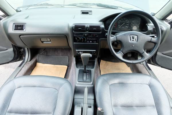 1991 Honda Accord ACCORD 2.2 V-TEC AT สีดำ (รูปที่ 2)