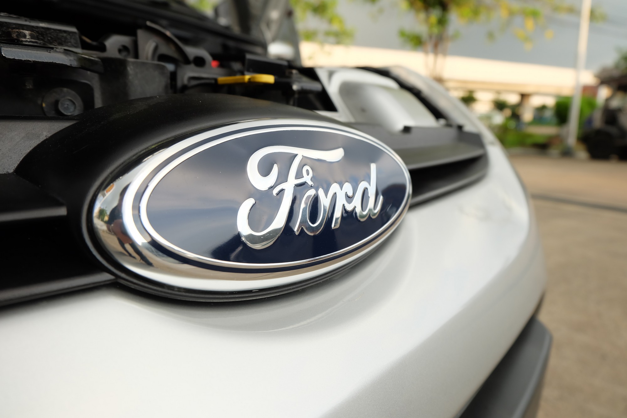 2013 Ford Fiesta สีเทา (รูปที่ 8)