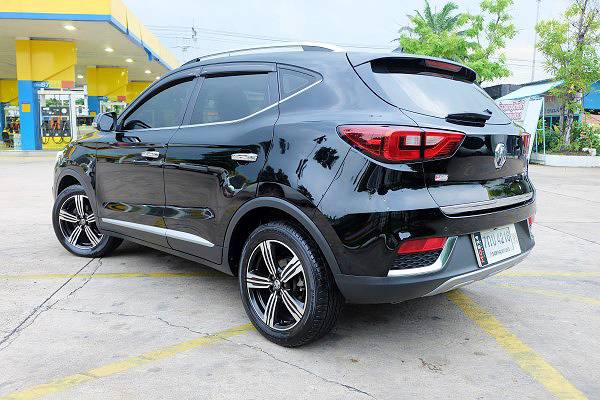 2018 MG ZS สีดำ (รูปที่ 17)