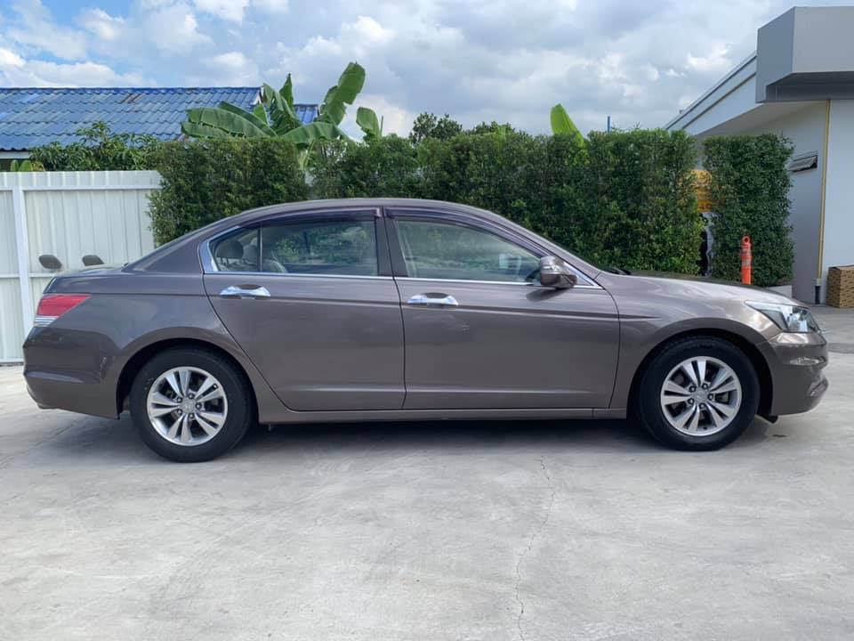 Honda Accord Gen 8 ปี 2011 สีเทา (รูปที่ 5)