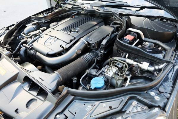 2012 Mercedes-Benz E200 Couped สีดำ (รูปที่ 6)