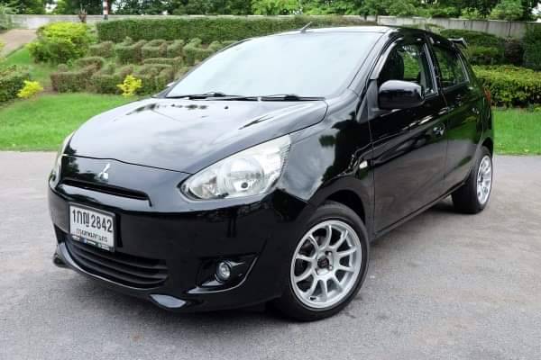 2012 Mitsubishi Mirage สีดำ