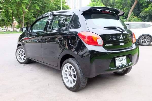 2012 Mitsubishi Mirage สีดำ (รูปที่ 11)