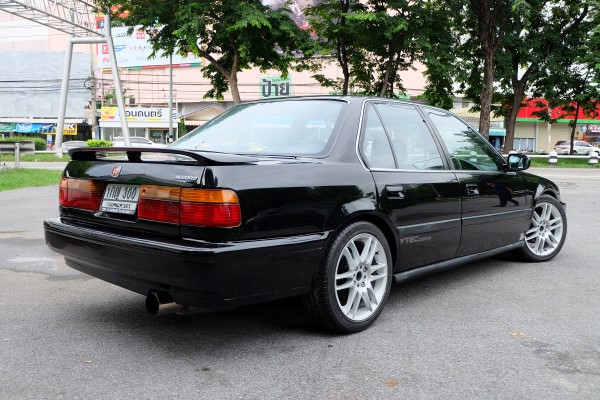 1991 Honda Accord ACCORD 2.2 V-TEC AT สีดำ (รูปที่ 14)