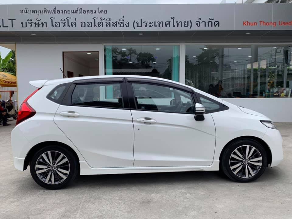 Honda Jazz GK ปี 2014 สีขาว (รูปที่ 5)