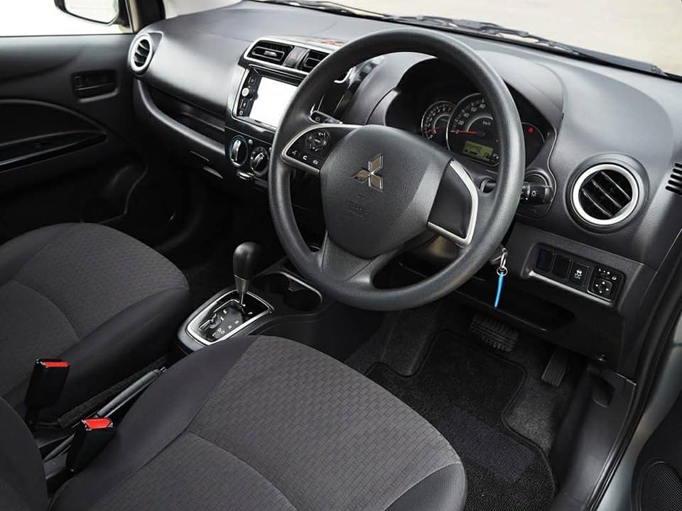 Mitsubishi Mirage ปี 2016 สีเทา (รูปที่ 6)