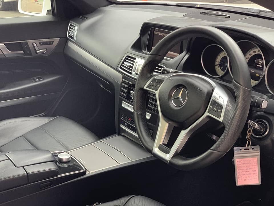 Mercedes-Benz E-Class W207 E200 ปี 2013 สีขาว (รูปที่ 6)