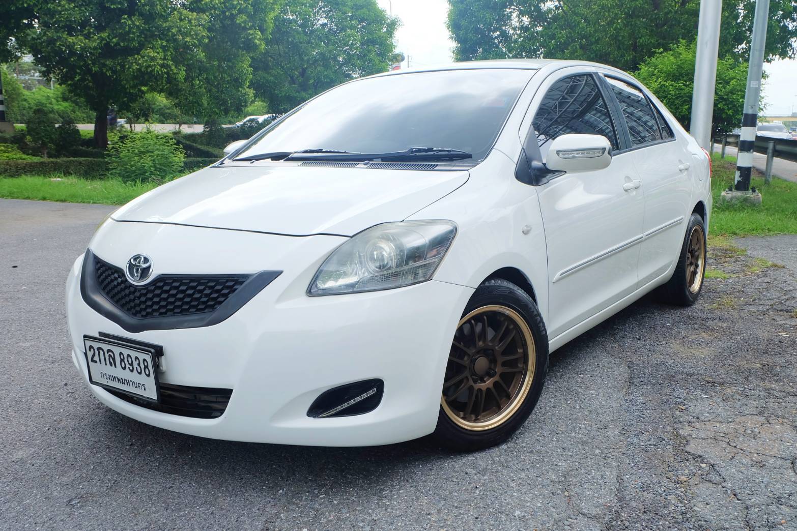 2012 Toyota Vios สีขาว (รูปที่ 14)