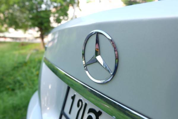 2009 Mercedes-Benz C-Class W204 C200 สีเทา