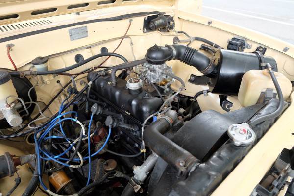 1981 Toyota Hilux LN30 สีเหลือง (รูปที่ 9)