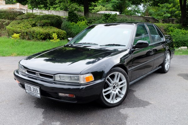 1991 Honda Accord ACCORD 2.2 V-TEC AT สีดำ (รูปที่ 17)