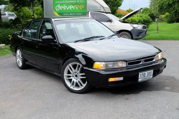1991 Honda Accord ACCORD 2.2 V-TEC AT สีดำ (รูปที่ 18)