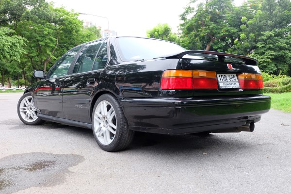 1991 Honda Accord ACCORD 2.2 V-TEC AT สีดำ (รูปที่ 16)