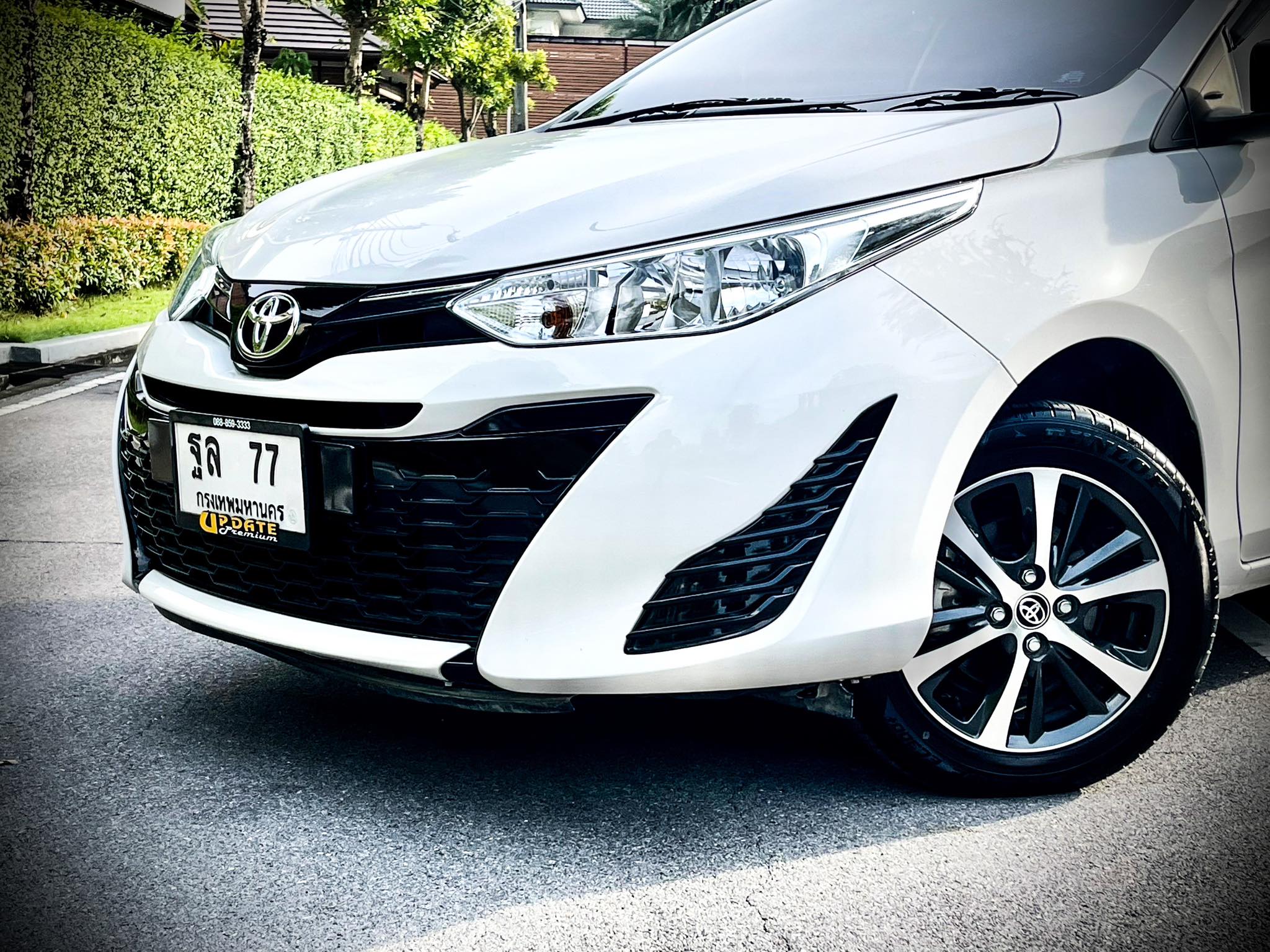 Toyota Yaris 5Dr. 2หมื่นโล ใหม่ทุกตรงที่มอง