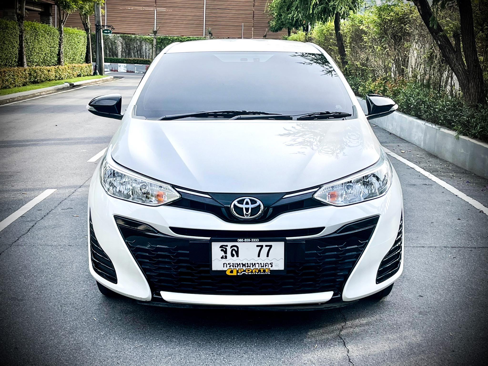 Toyota Yaris 5Dr. 2หมื่นโล ใหม่ทุกตรงที่มอง