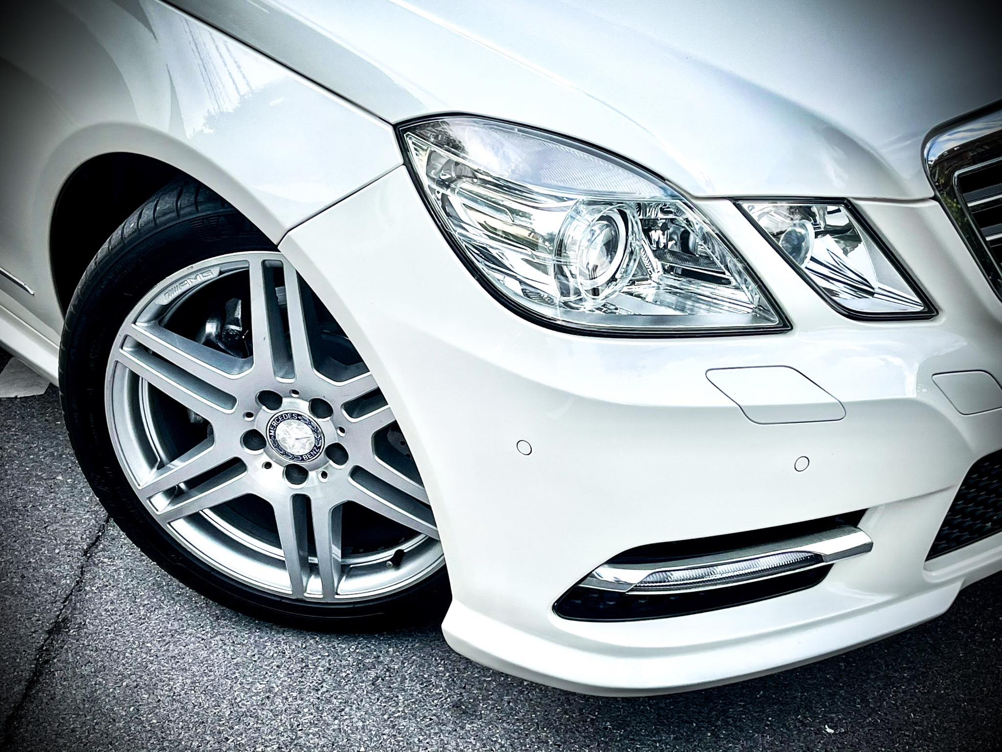 Mercedes Benz E250 CGi AMG เกียร์คอ โคตรใหม่เลยคะ คันนี้ (รูปที่ 12)