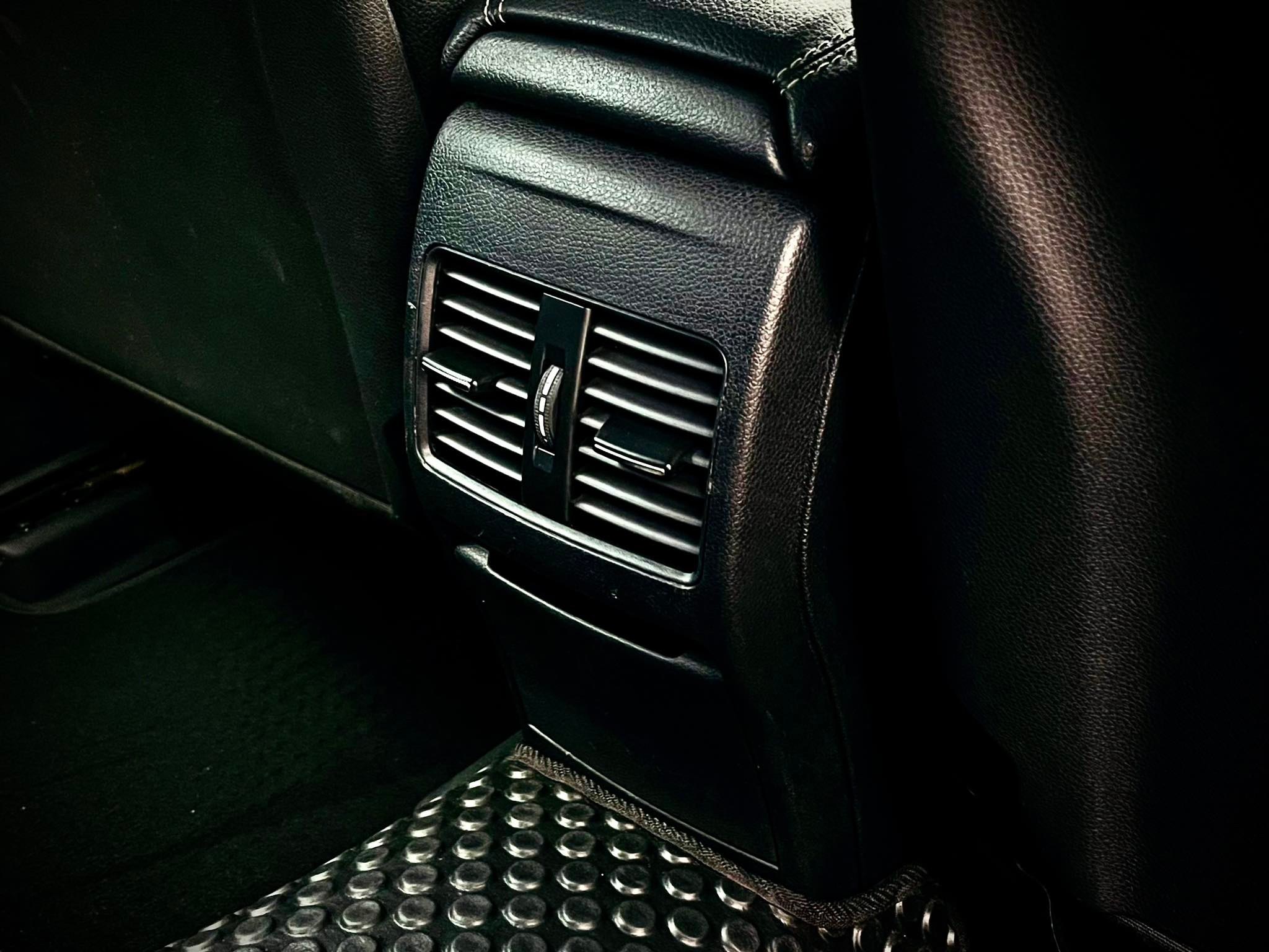 Mercedes Benz GLA200 Dynamic ใหม่ มากคะ (รูปที่ 27)
