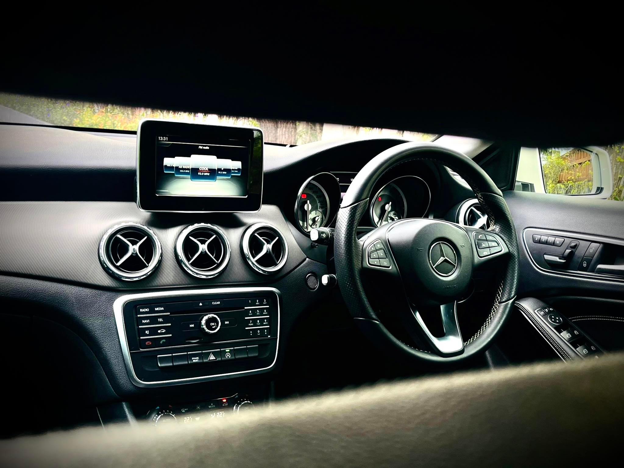 Mercedes Benz GLA200 Dynamic ใหม่ มากคะ (รูปที่ 15)