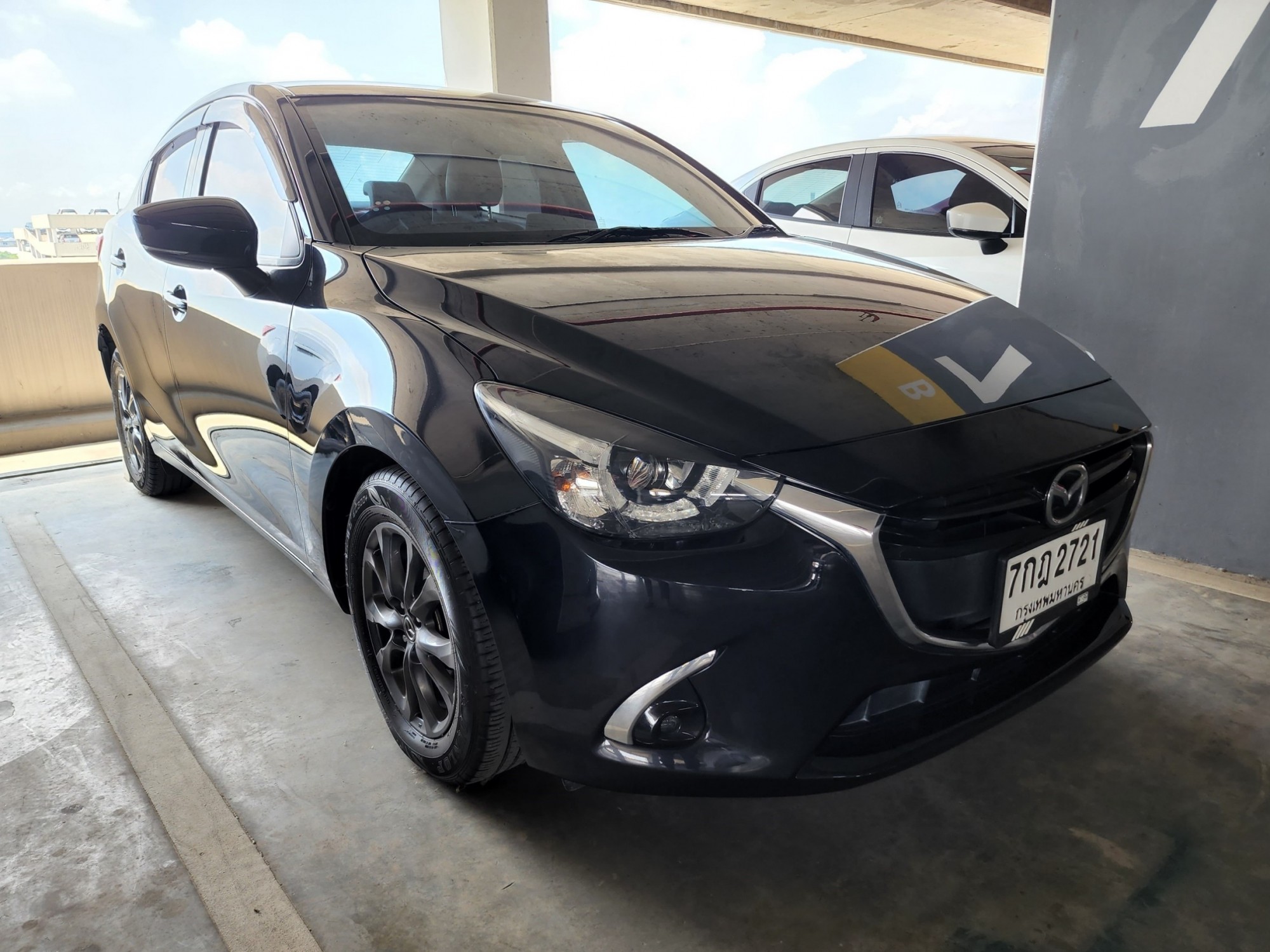 2017 Mazda 2 Sedan (4 à¸›à¸£à¸°à¸•à¸¹) à¸ªà¸µà¸”à¸³
