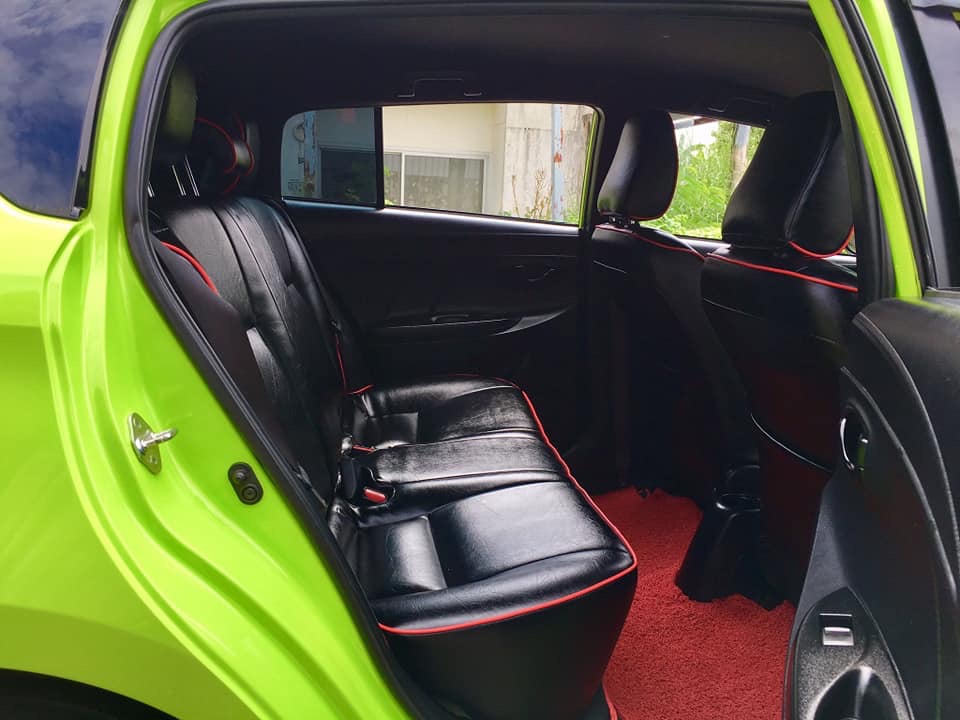 Toyota Yaris ปี 2015 สีเขียว (รูปที่ 13)