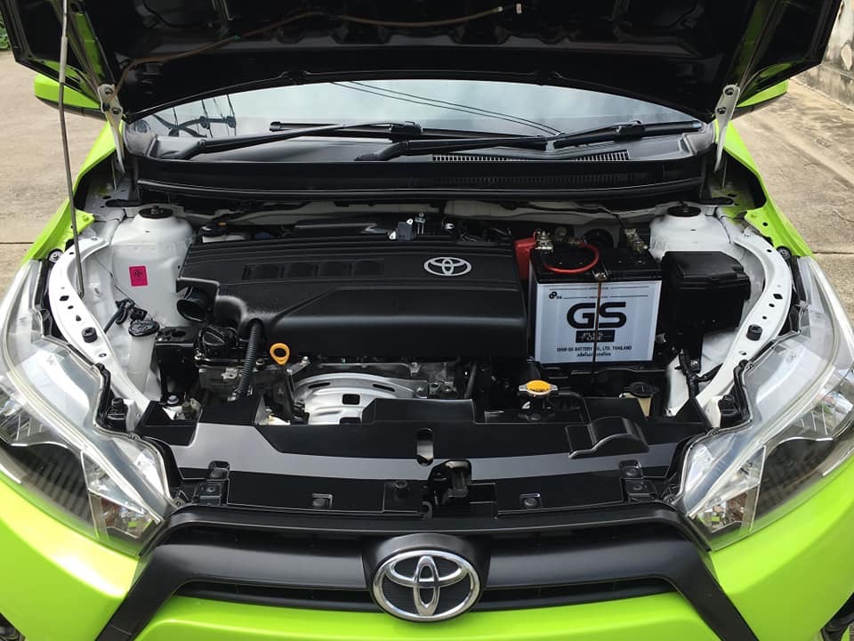 Toyota Yaris ปี 2015 สีเขียว