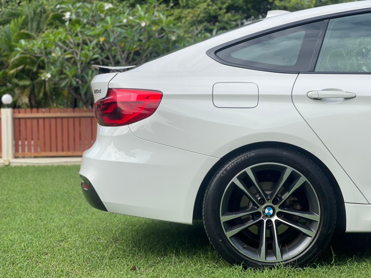2019 BMW 3 Series G20 320d à¸ªà¸µà¸‚à¸²à¸§