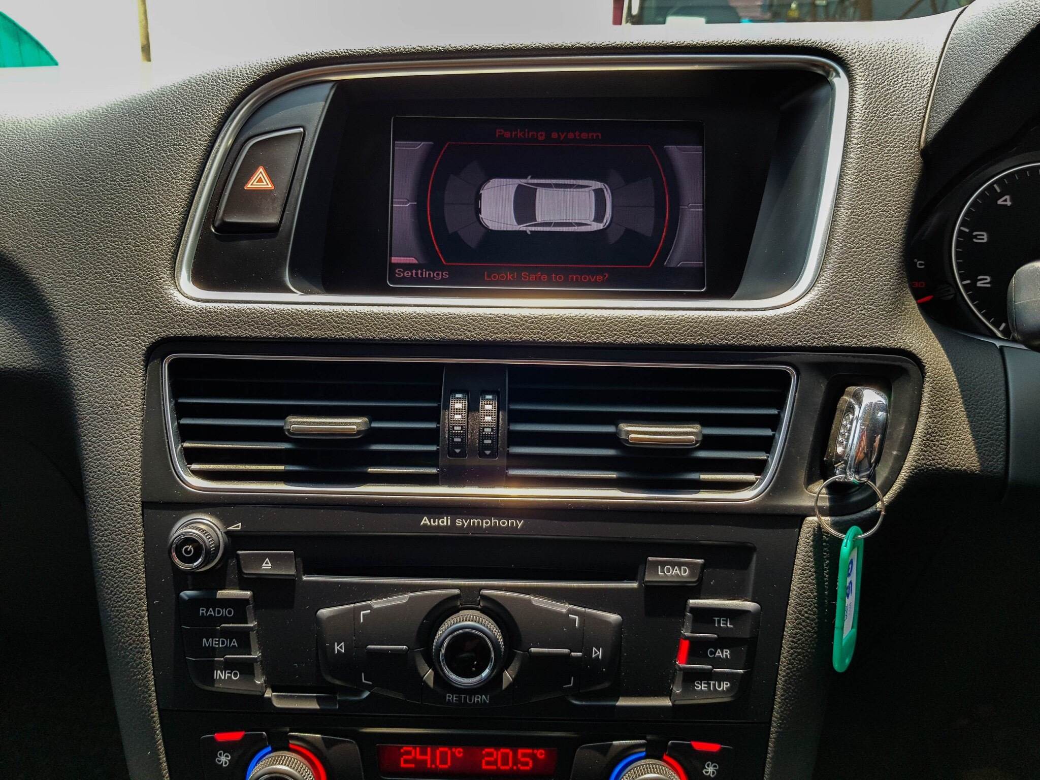 2010 Audi Q5 (8R) สีเงิน (รูปที่ 11)