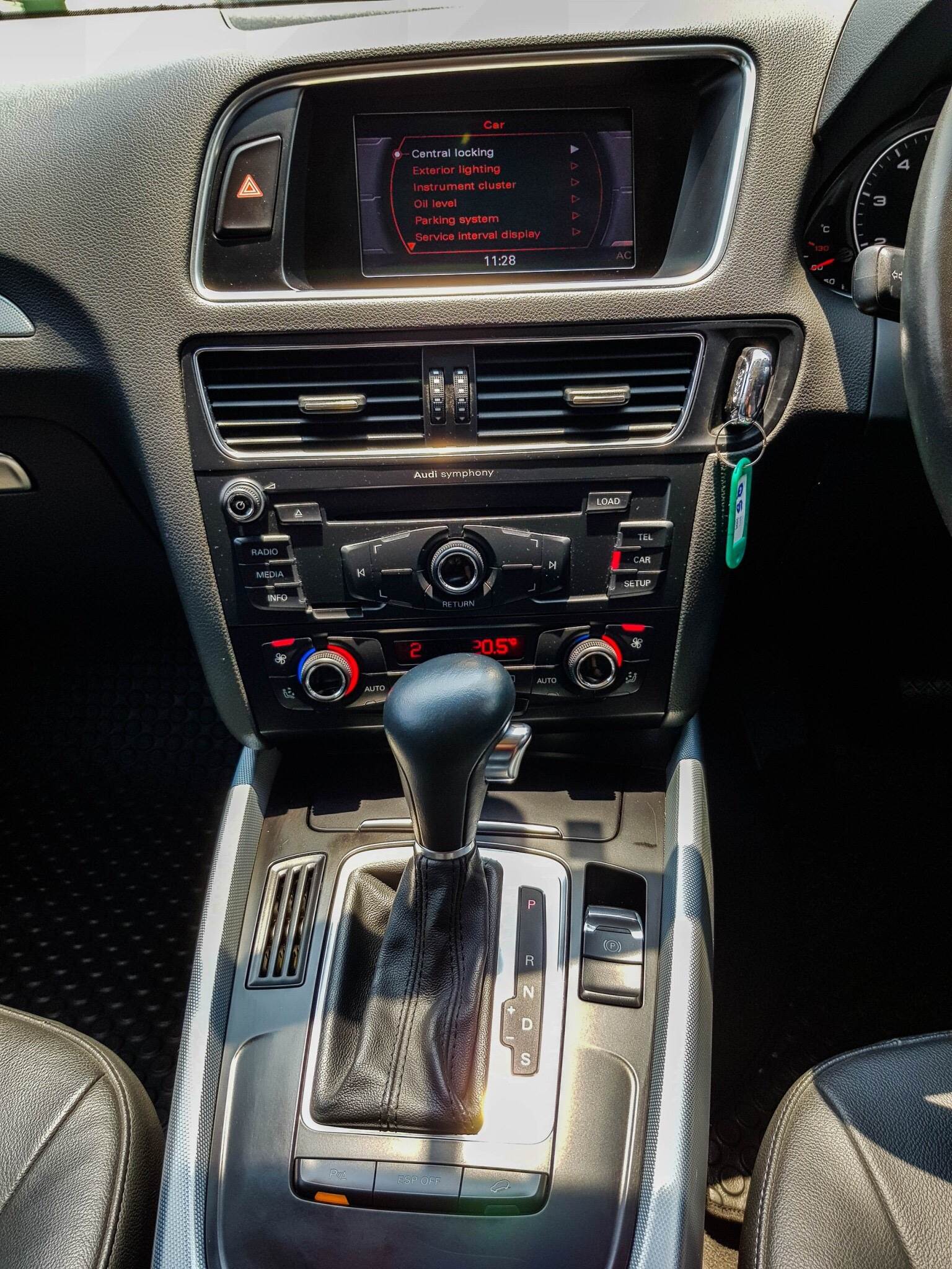 2010 Audi Q5 (8R) สีเงิน (รูปที่ 12)