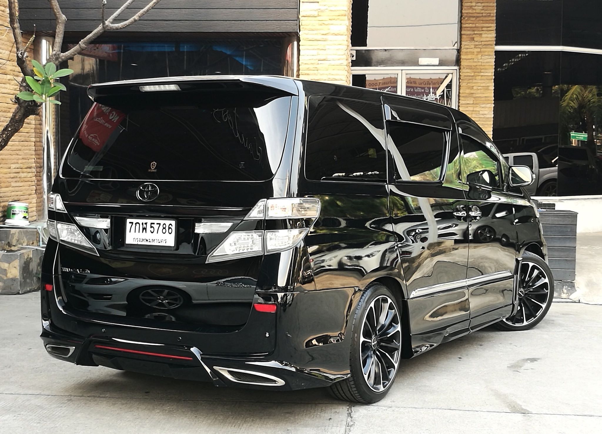 2008 Toyota Vellfire สีดำ (รูปที่ 6)