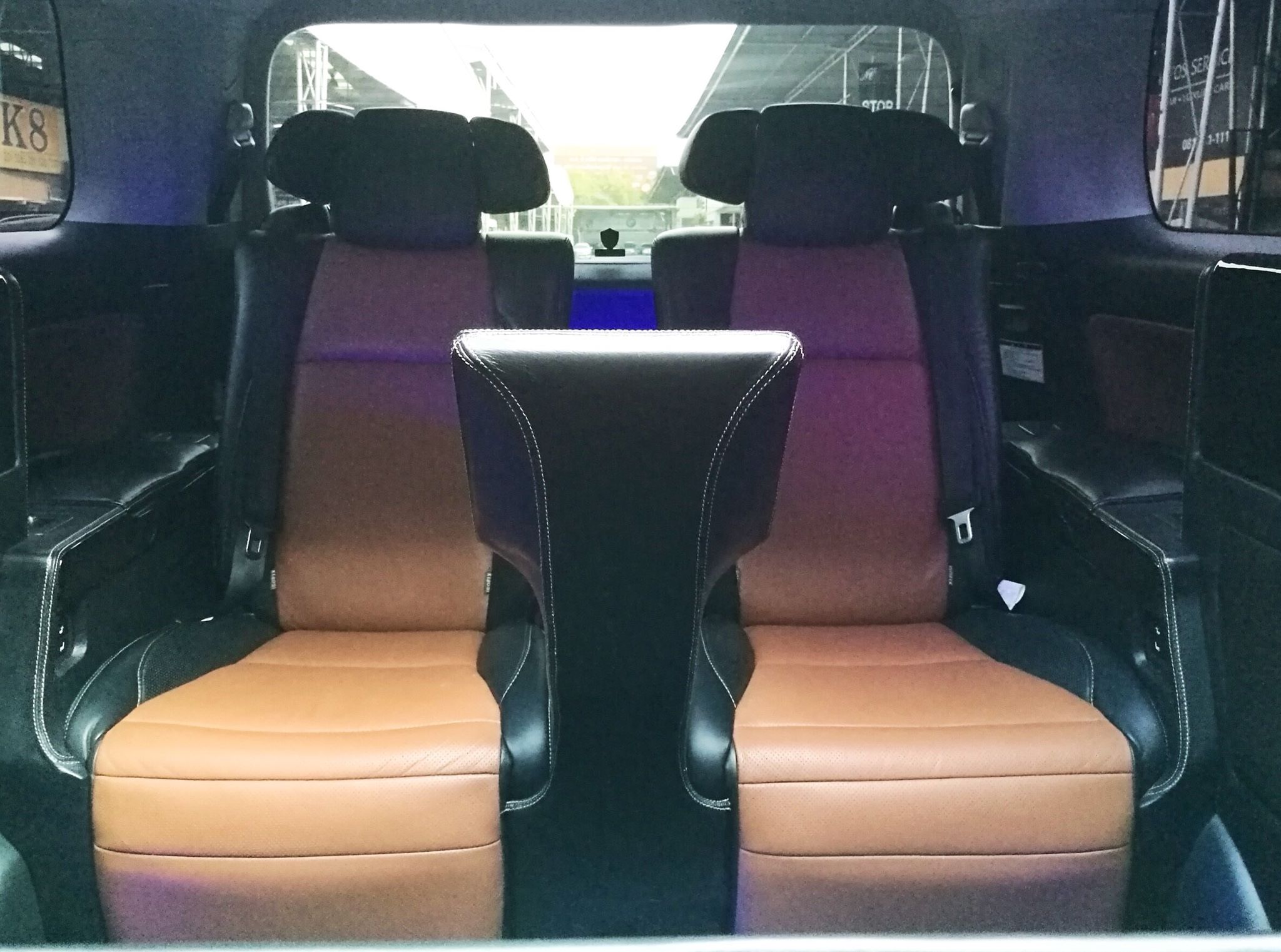 2008 Toyota Vellfire สีดำ (รูปที่ 12)