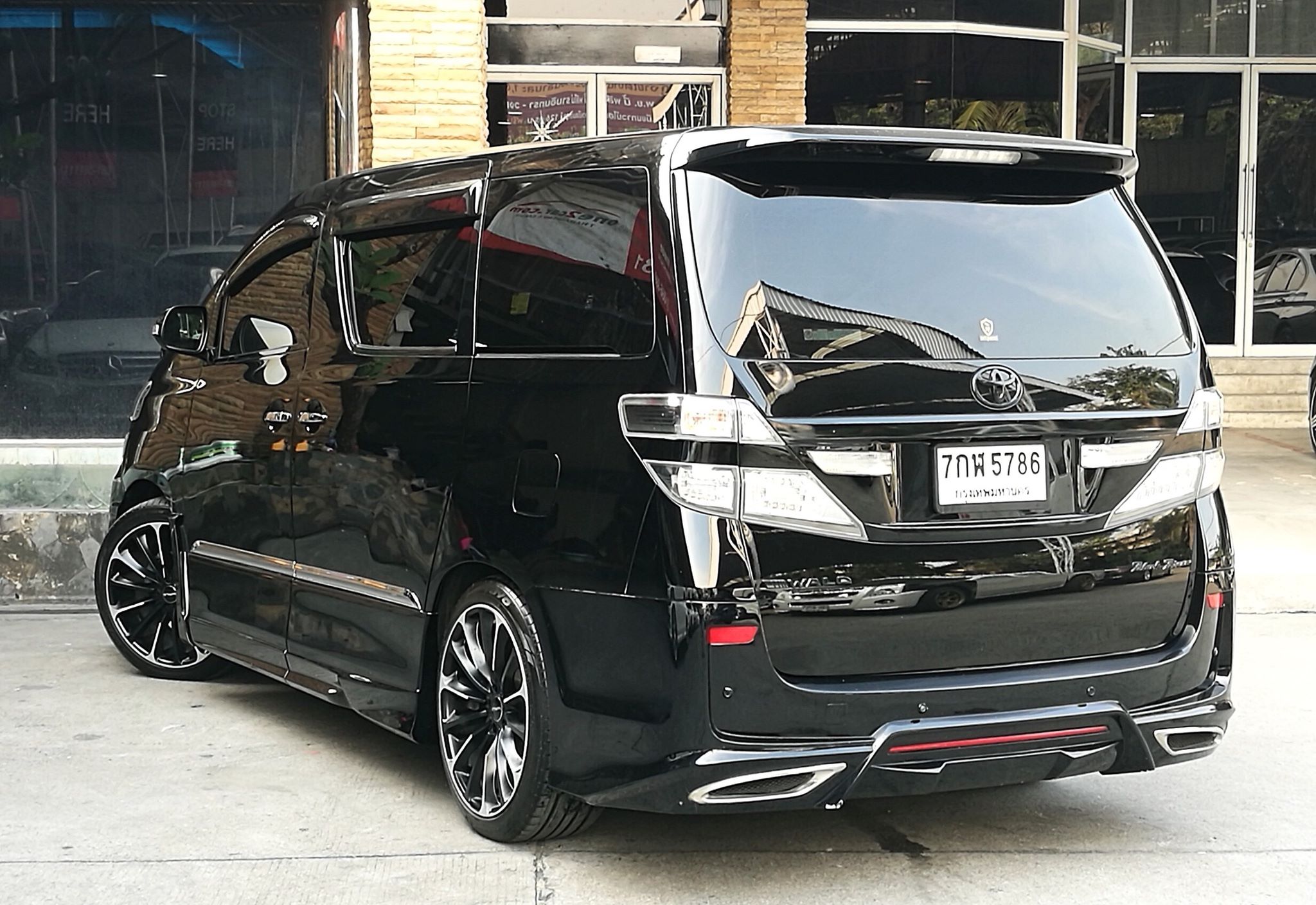 2008 Toyota Vellfire สีดำ (รูปที่ 7)