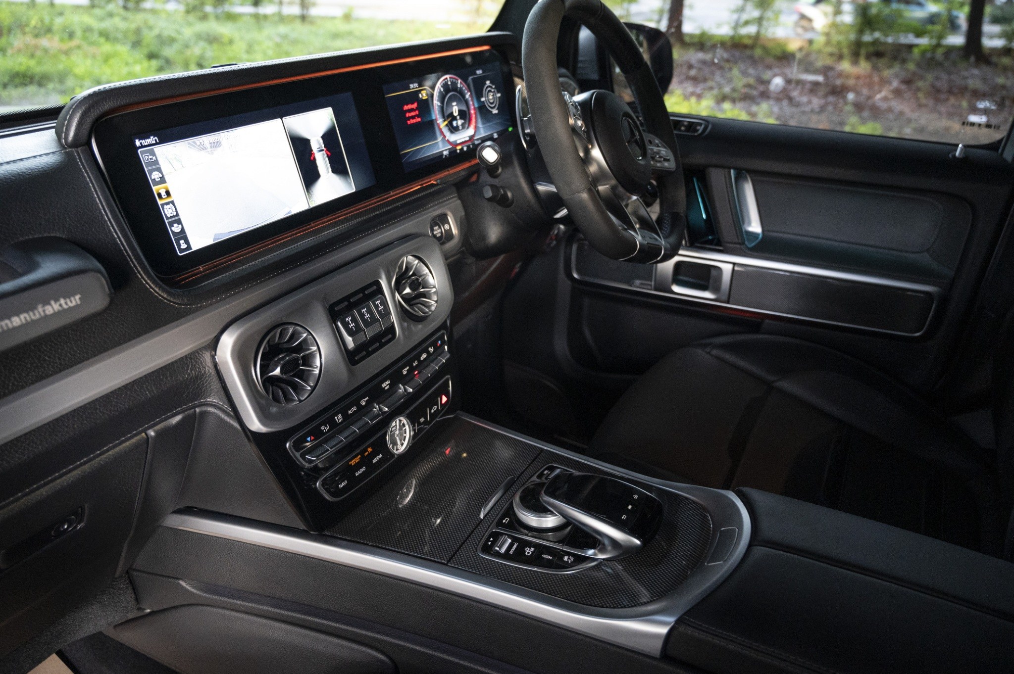 2021 Mercedes-Benz G63 สีเงิน (รูปที่ 13)