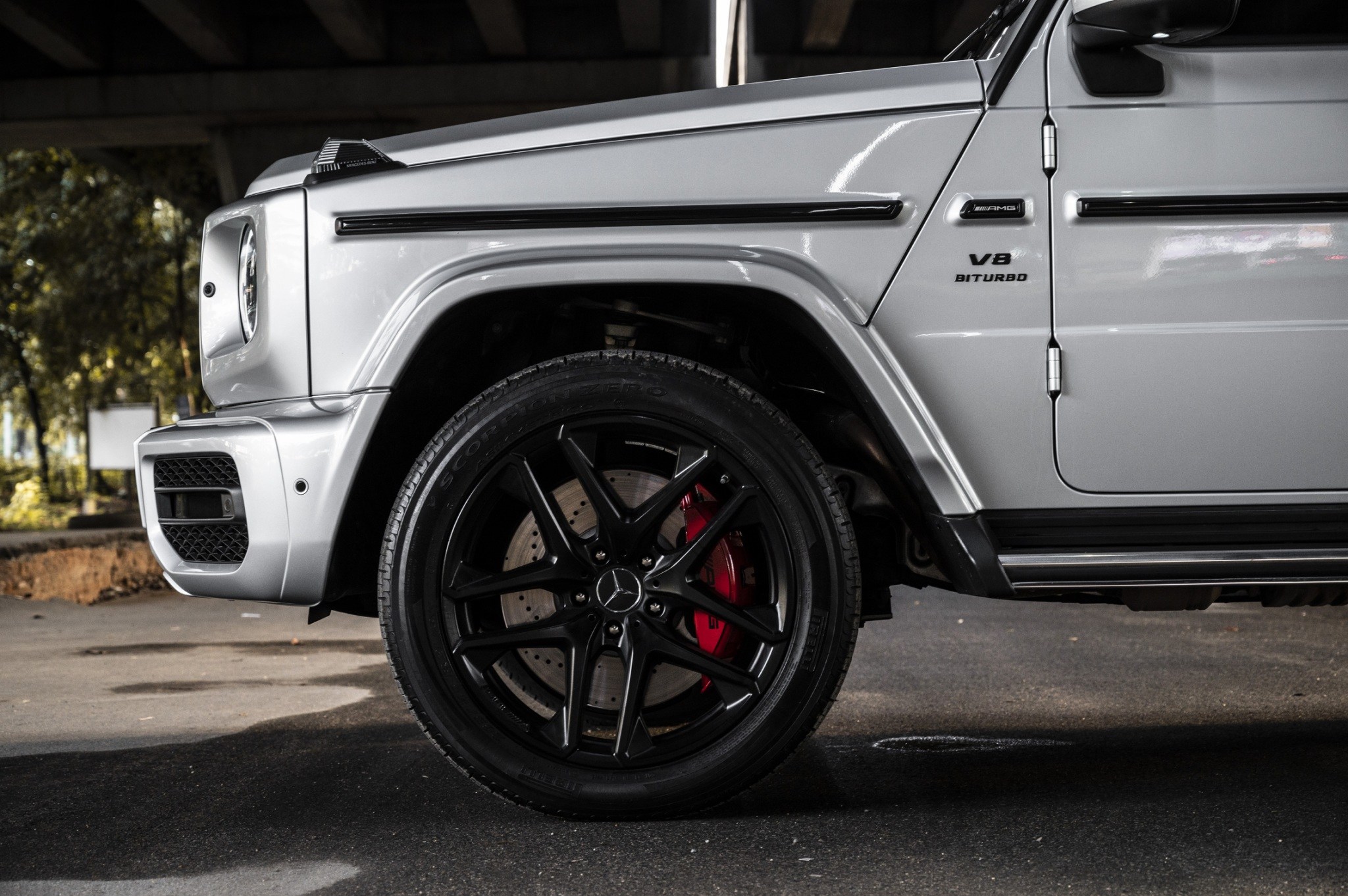2021 Mercedes-Benz G63 สีเงิน (รูปที่ 2)