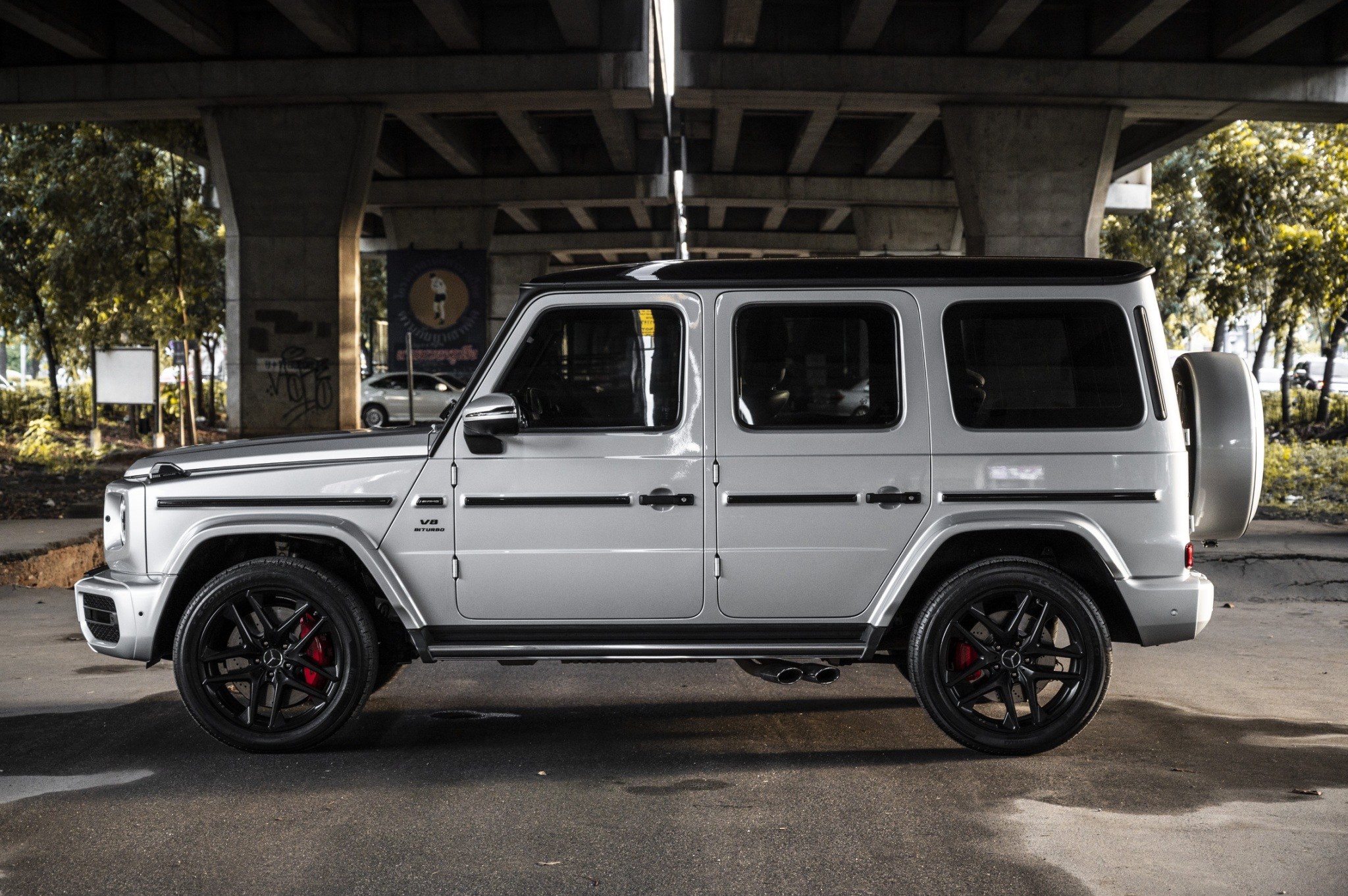 2021 Mercedes-Benz G63 สีเงิน (รูปที่ 6)