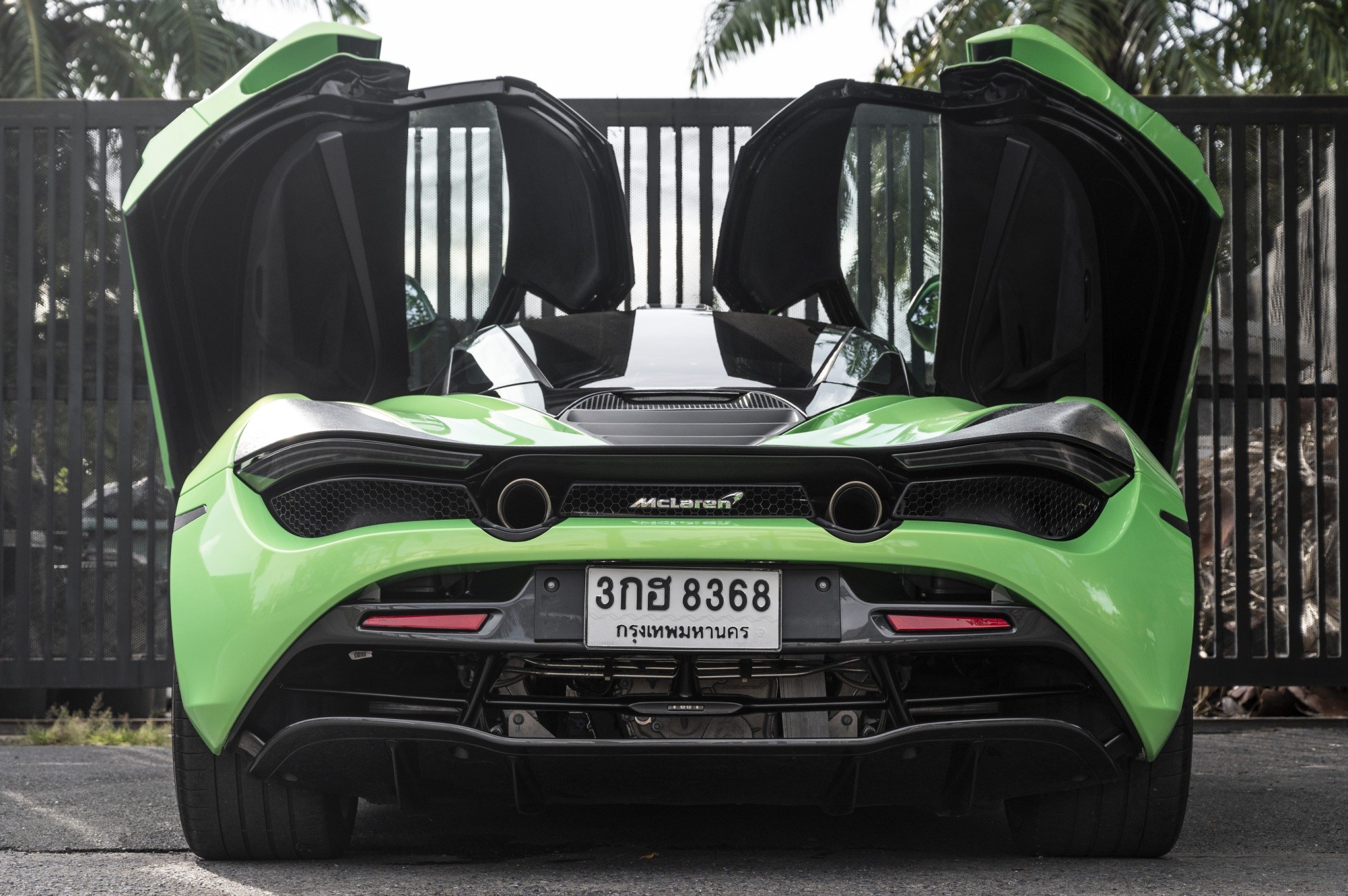 2021 McLaren 720S coupe performance สีเขียว