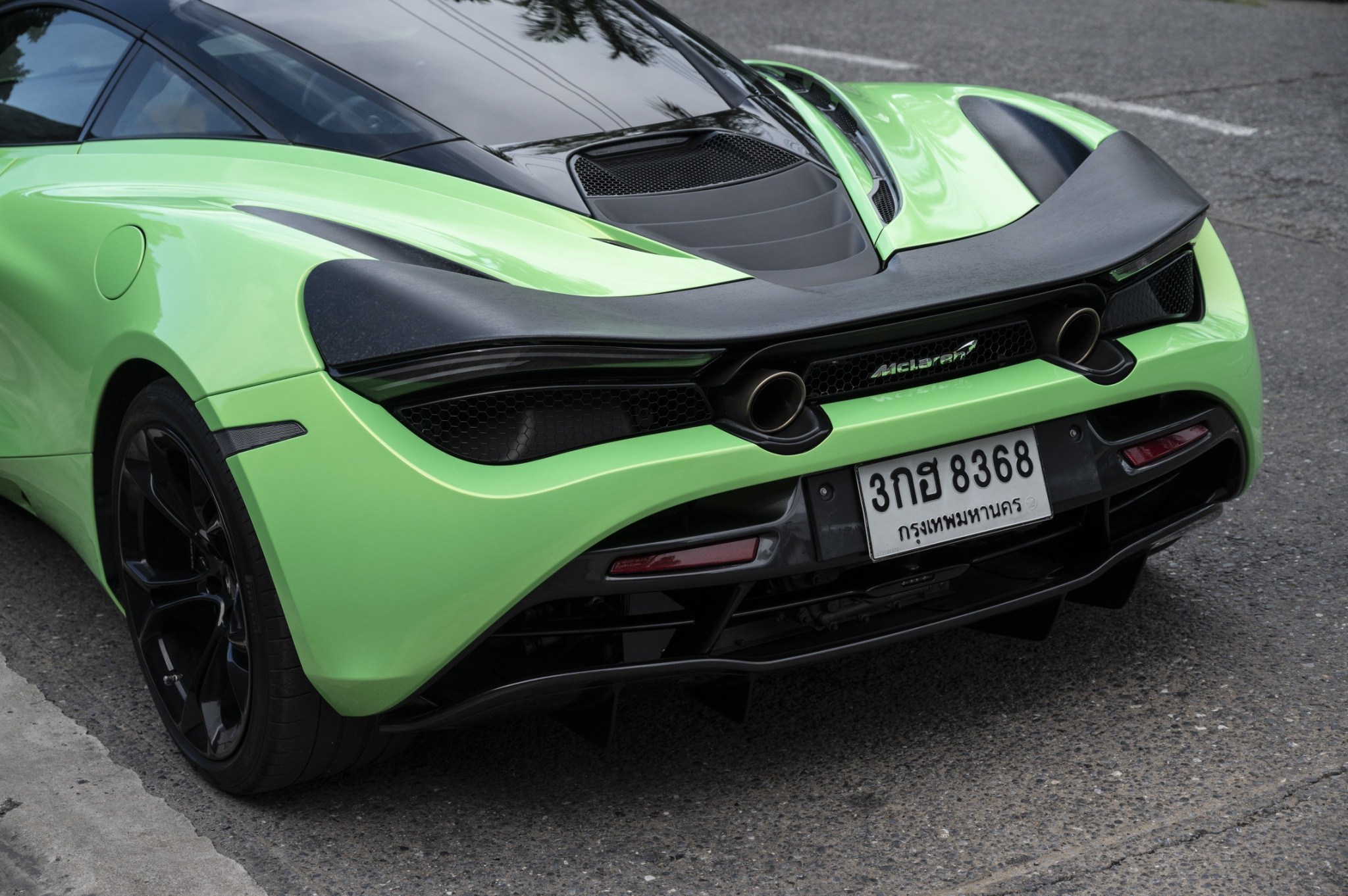 2021 McLaren 720S coupe performance สีเขียว (รูปที่ 8)