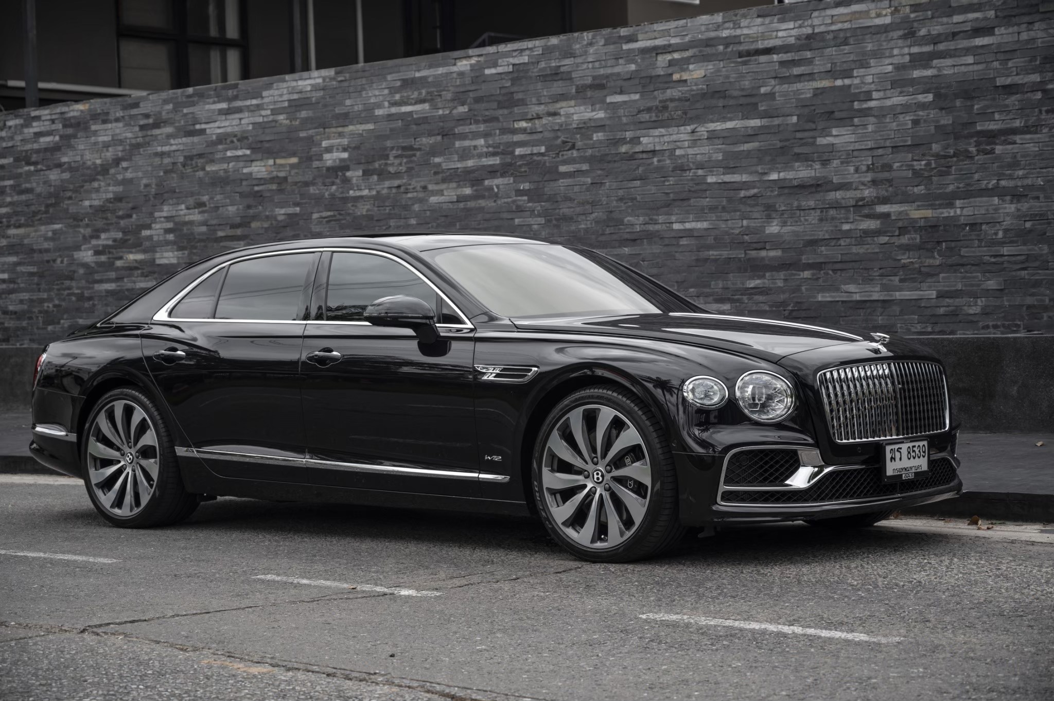 2021 Bentley Flying spur W12 twin turbo ASS full spec สีดำ (รูปที่ 7)
