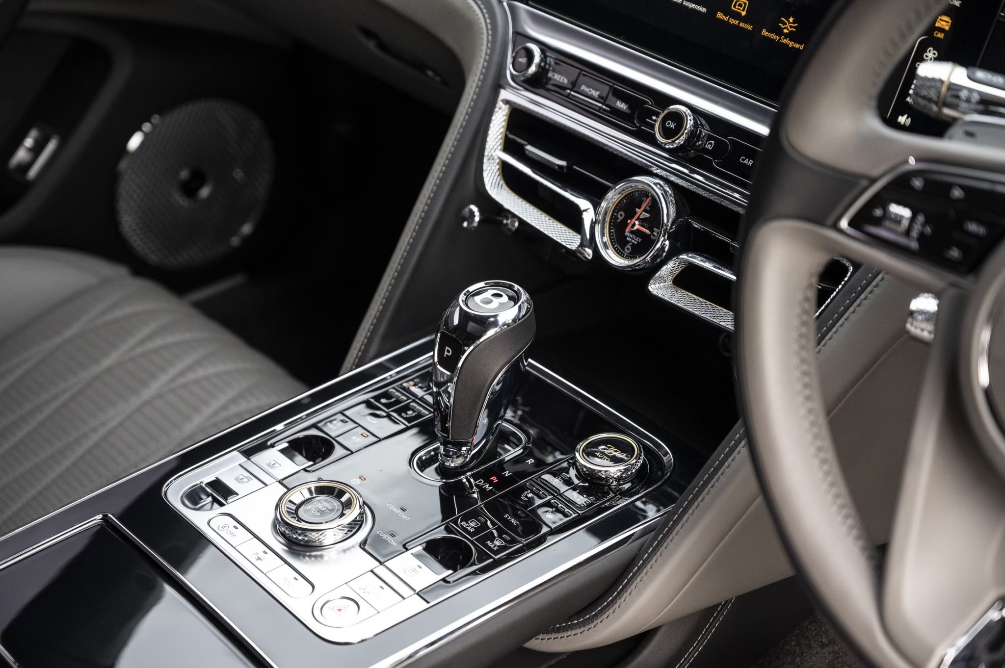 2021 Bentley Flying spur W12 twin turbo ASS full spec สีดำ (รูปที่ 17)