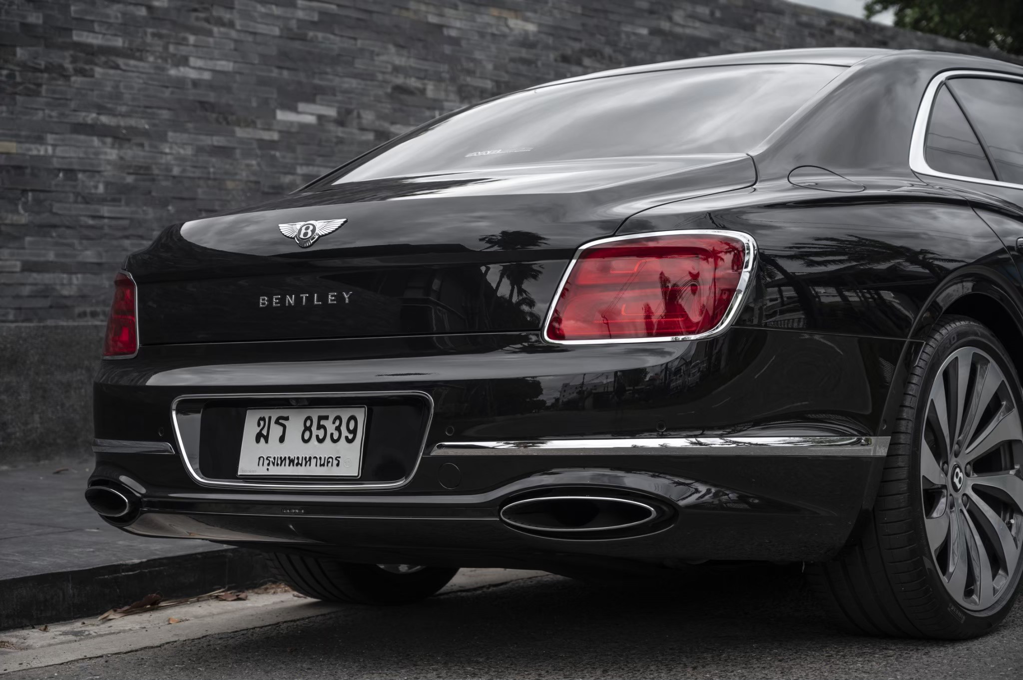 2021 Bentley Flying spur W12 twin turbo ASS full spec สีดำ (รูปที่ 6)