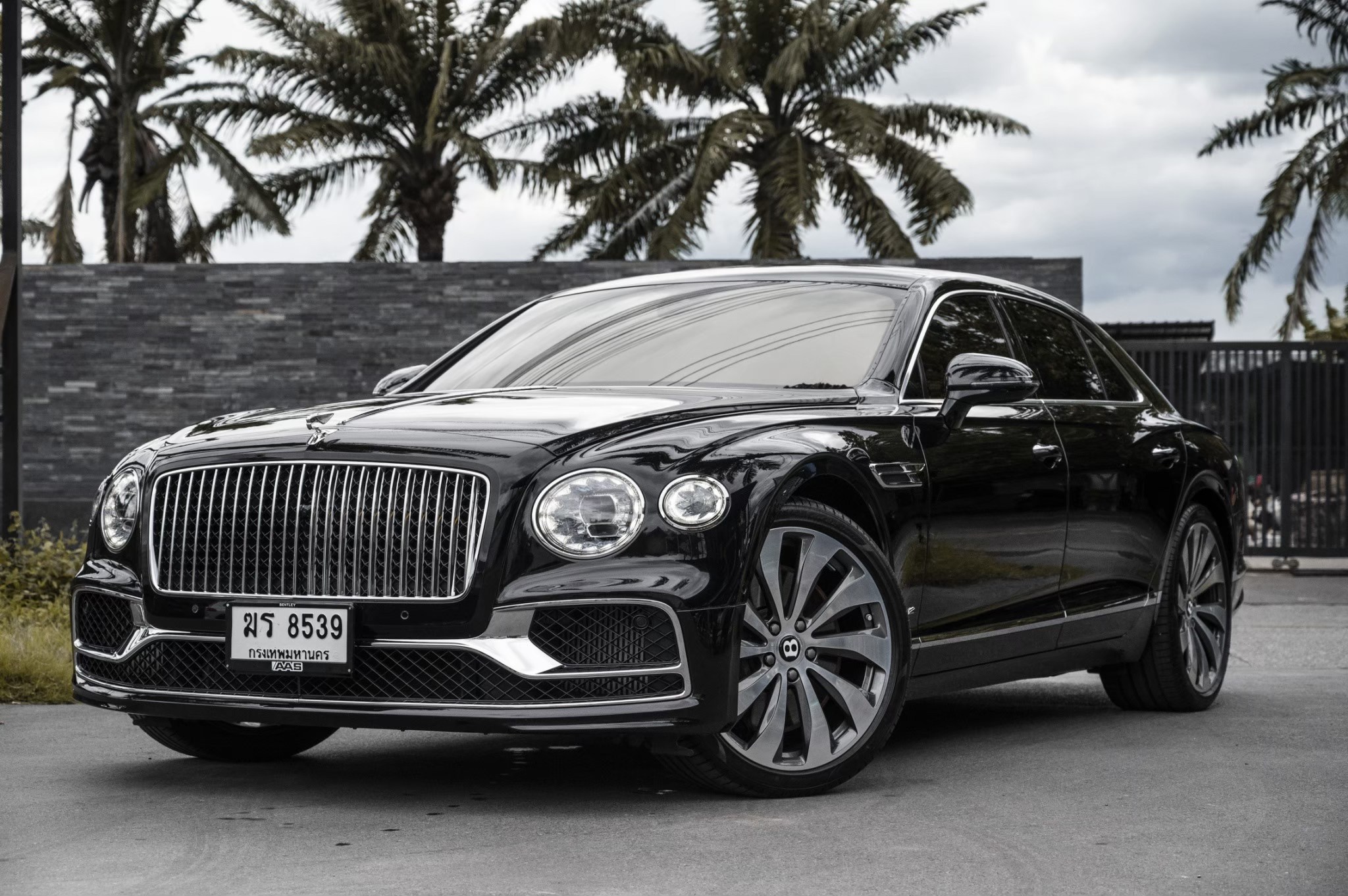 2021 Bentley Flying spur W12 twin turbo ASS full spec สีดำ