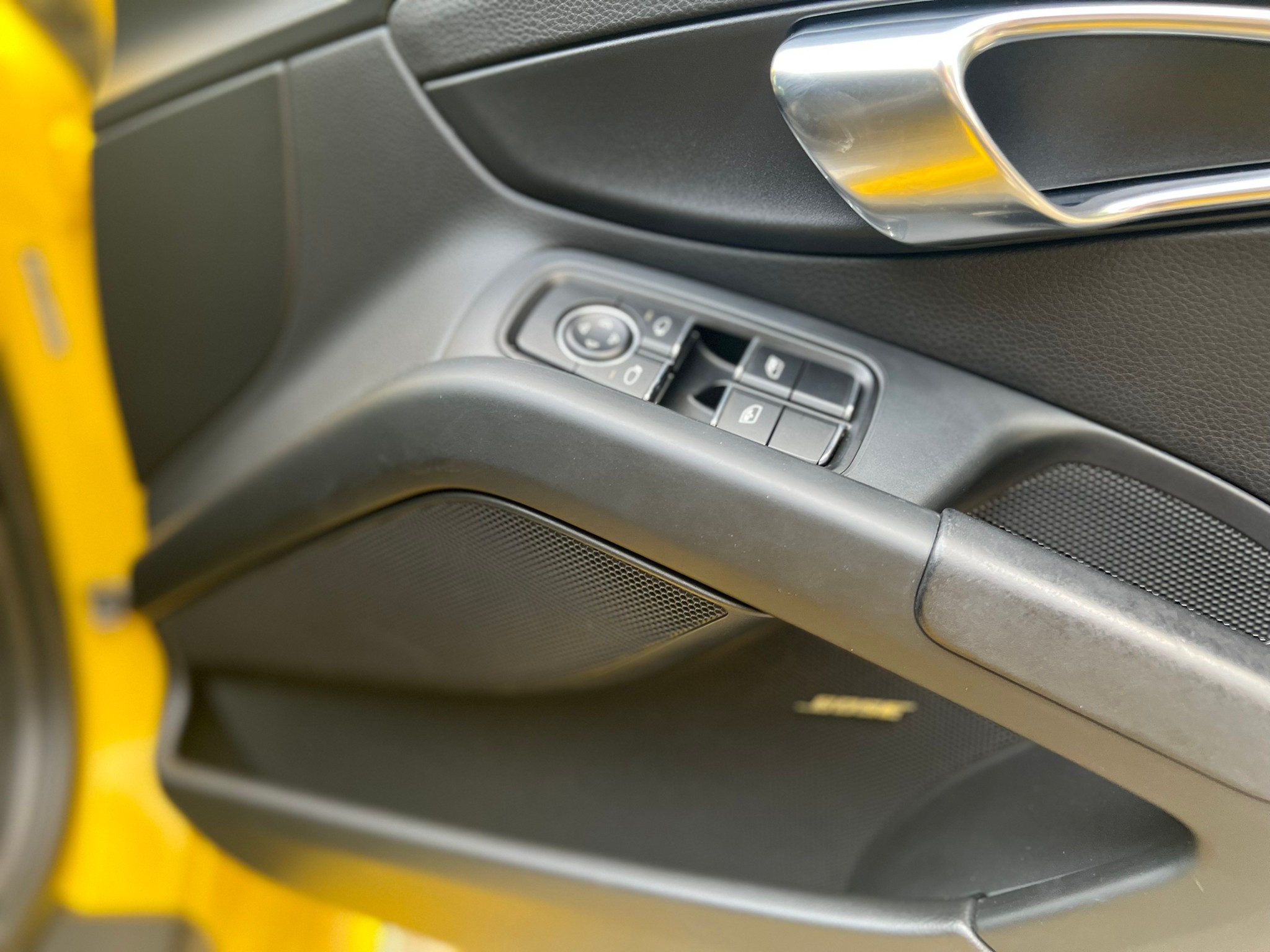 2015 Porsche Cayman 981 2.7 PDK สีเหลือง (รูปที่ 10)