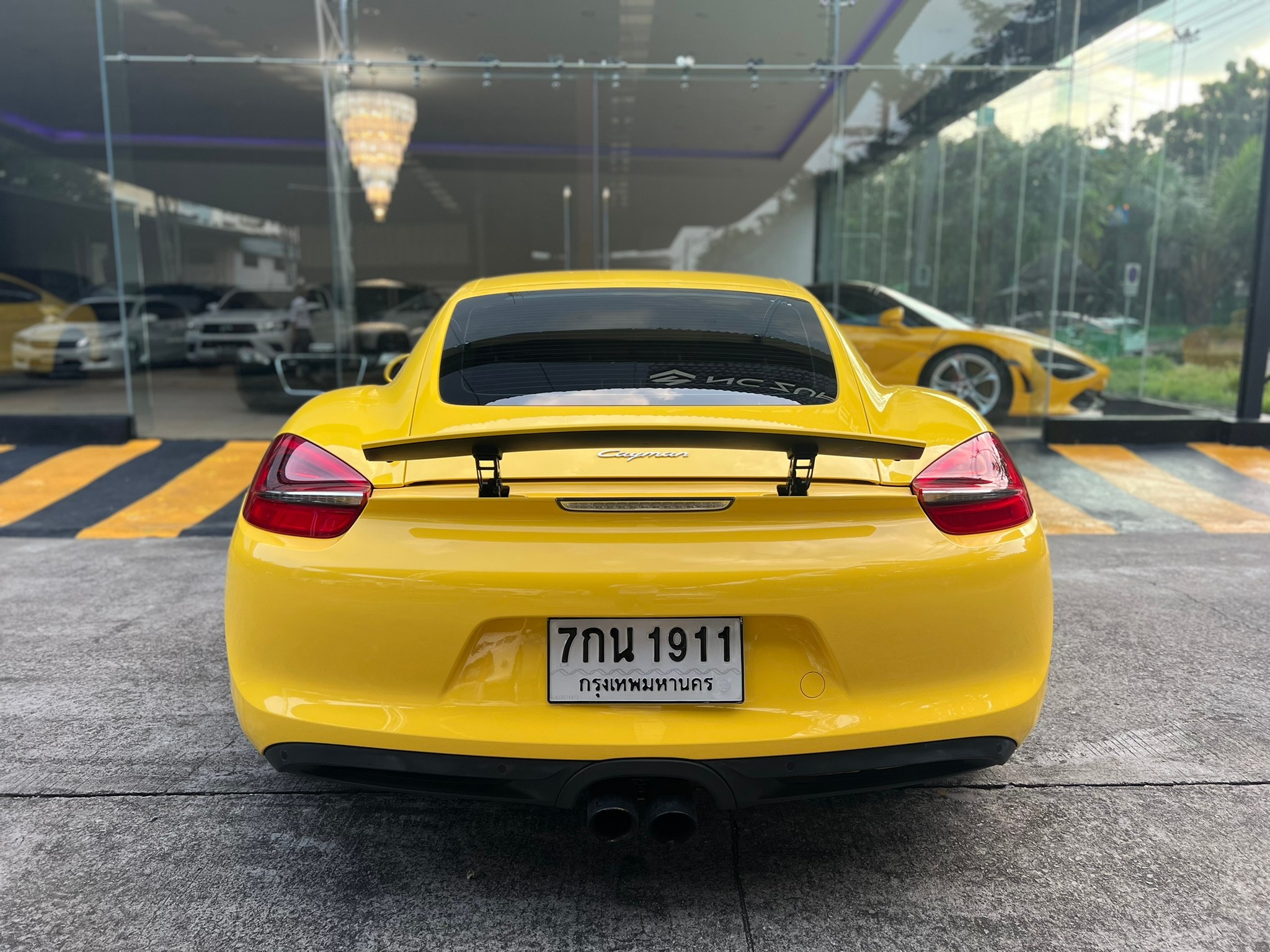 2015 Porsche Cayman 981 2.7 PDK สีเหลือง (รูปที่ 6)
