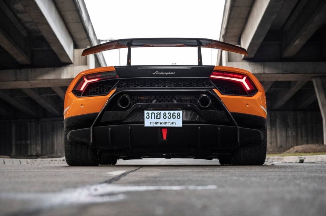 2022 Lamborghini Huracan PERFORMANTE AWD สีส้ม