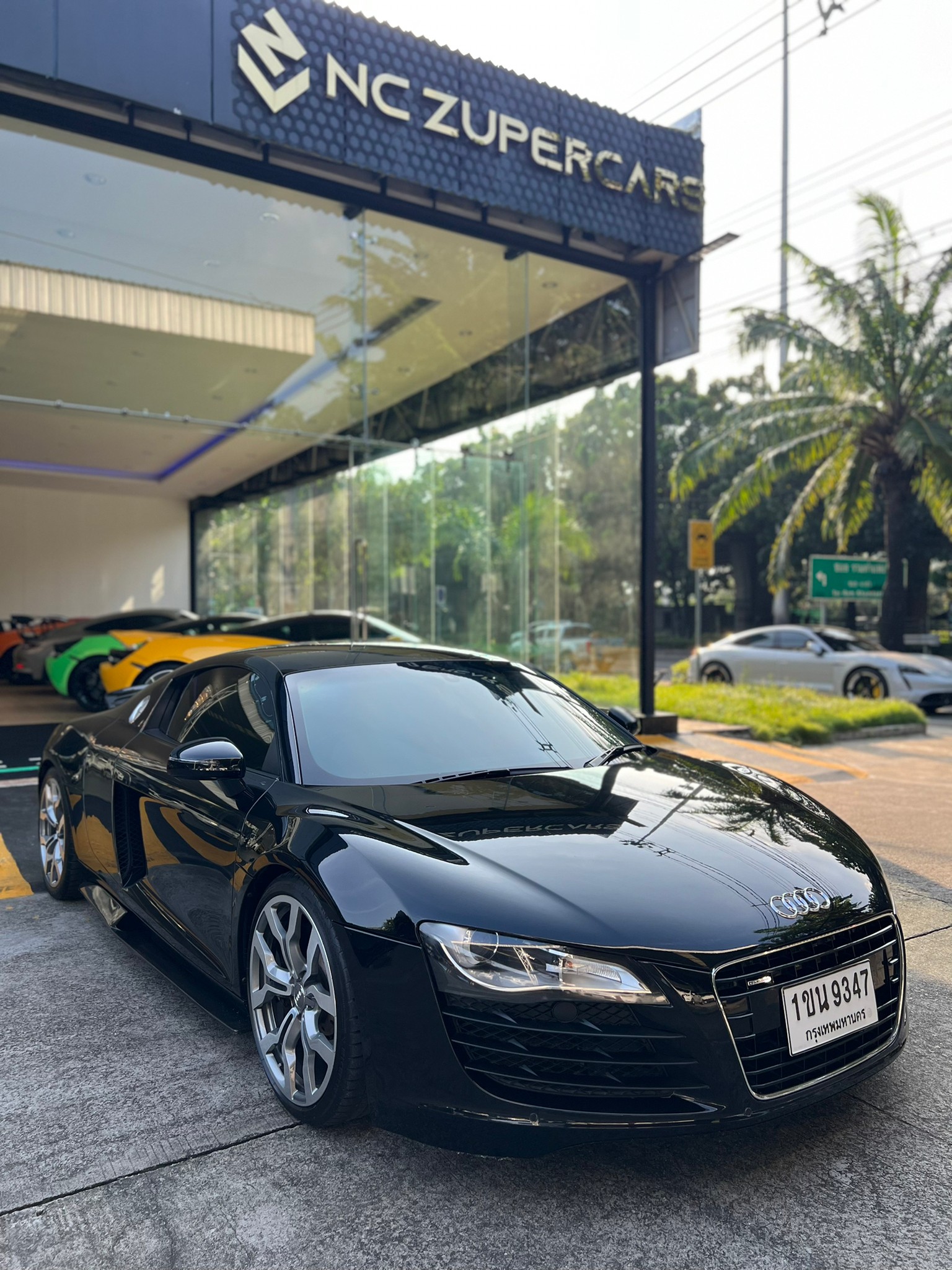 2012 Audi R8 V8 coupe สีดำ