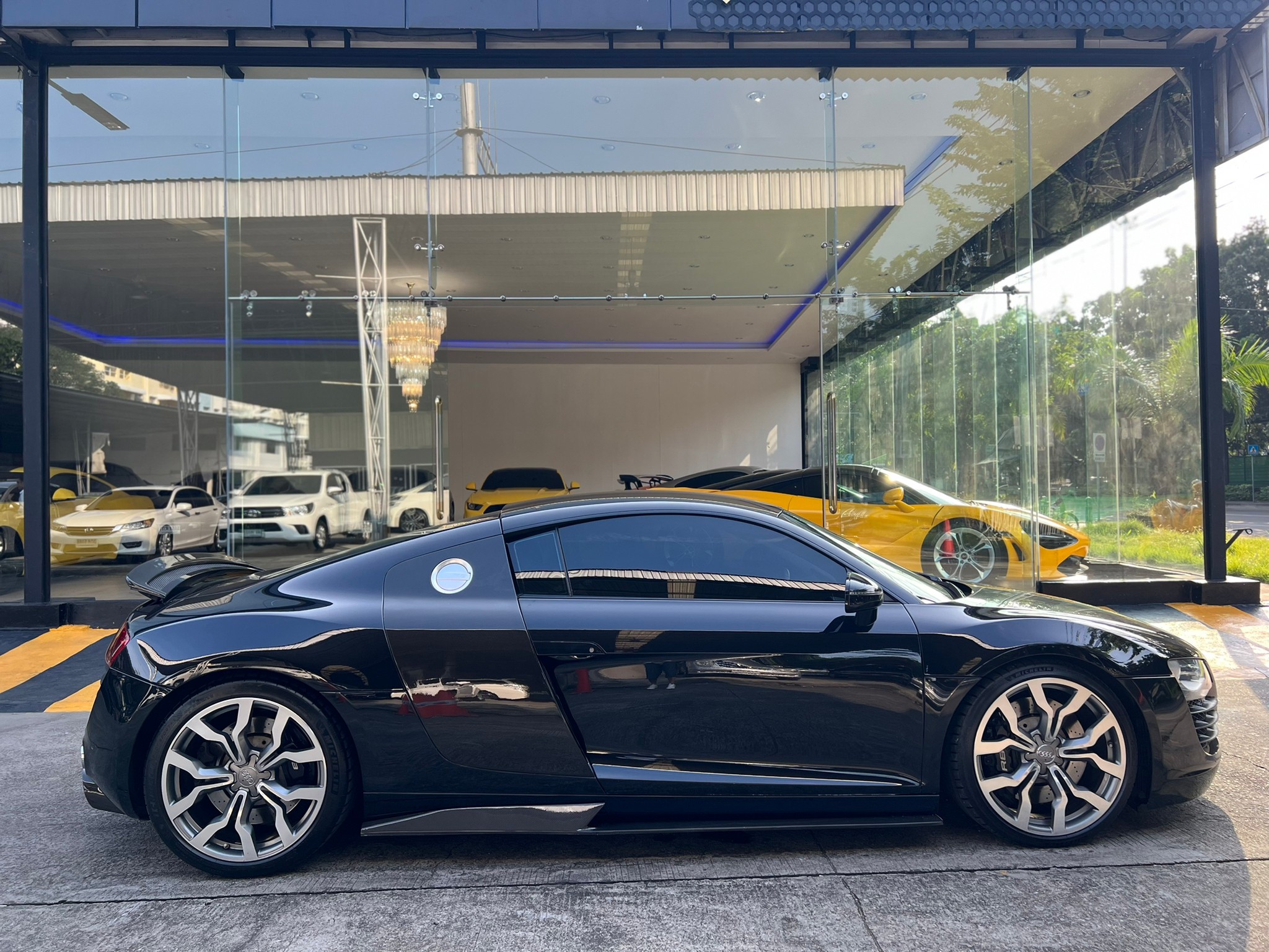 2012 Audi R8 V8 coupe สีดำ