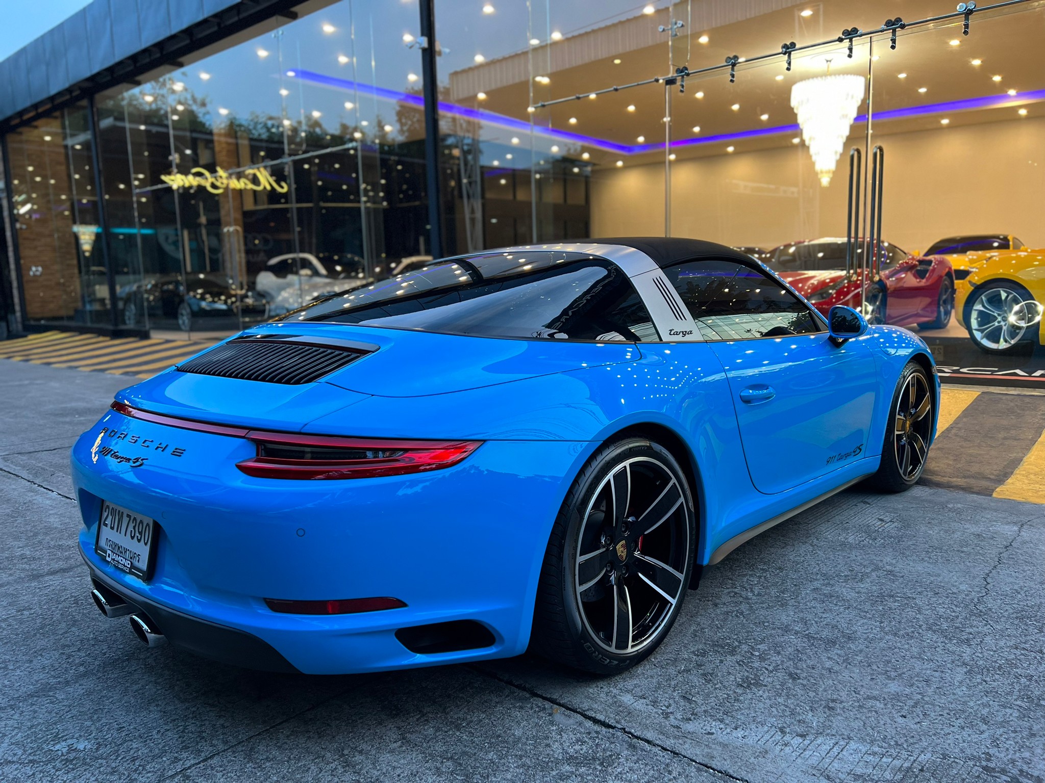 2022 Porsche Carrera 991.2 Targa4S Miamiblue สีฟ้า (รูปที่ 3)